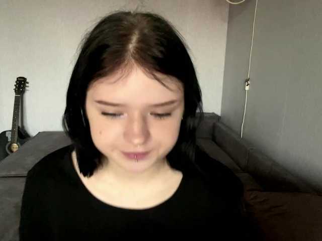 NeliaDates live cam on BongaCams