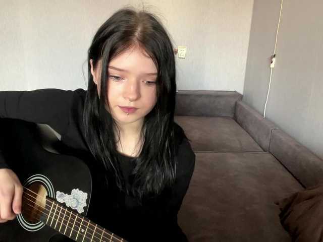 NeliaDates live cam on BongaCams