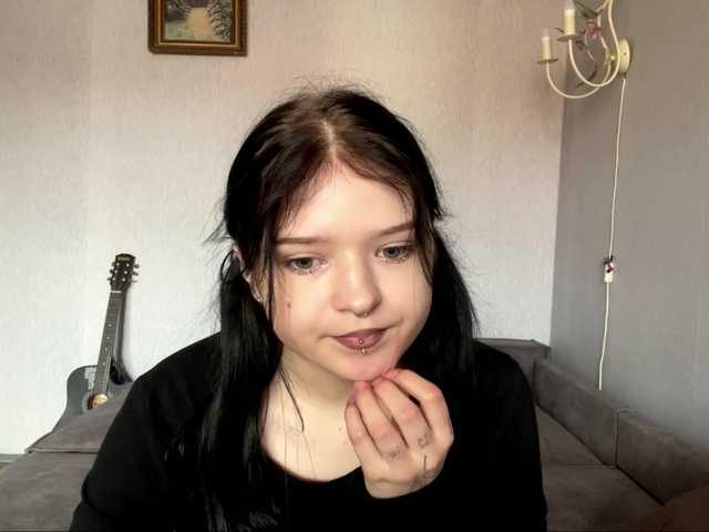 NeliaDates live cam on BongaCams