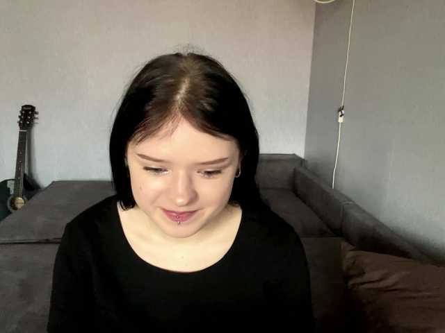 NeliaDates live cam on BongaCams