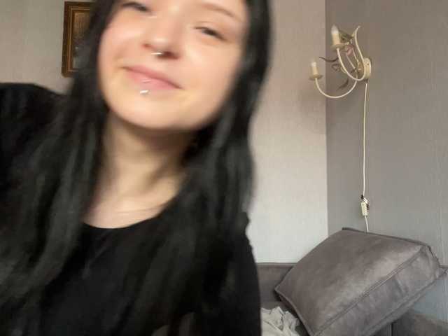 NeliaDates live cam on BongaCams