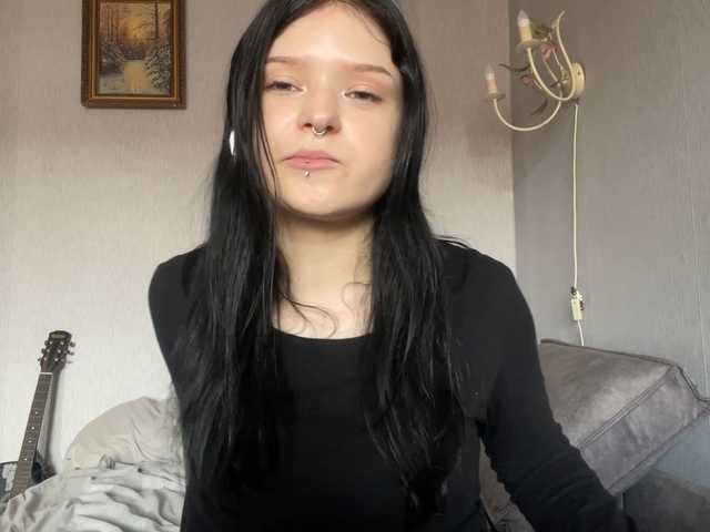 NeliaDates webcam
