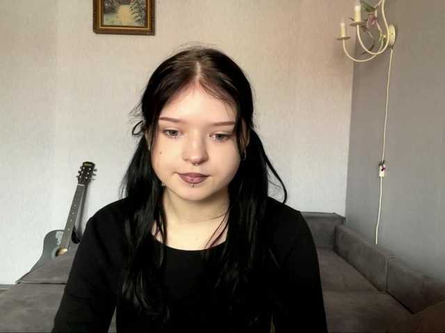 NeliaDates live cam on BongaCams
