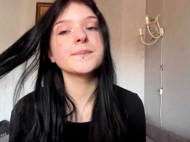 NeliaDates live cam on BongaCams