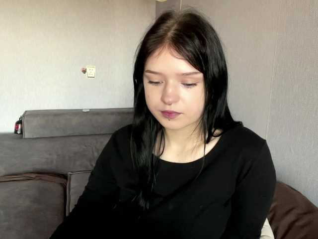 NeliaDates live cam on BongaCams