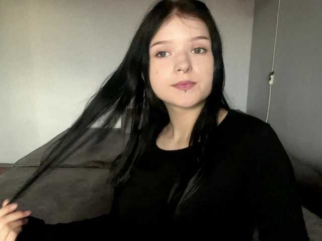 NeliaDates live cam on BongaCams