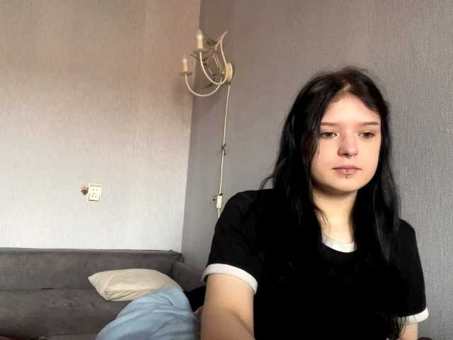 NeliaDates live cam on BongaCams