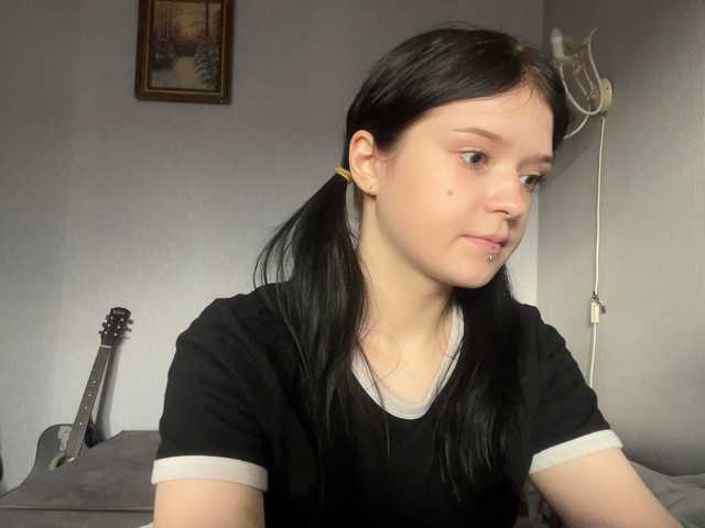 NeliaDates live cam on BongaCams