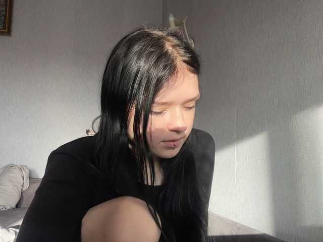 NeliaDates live cam on BongaCams