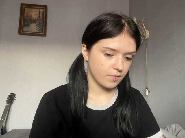 NeliaDates live cam on BongaCams