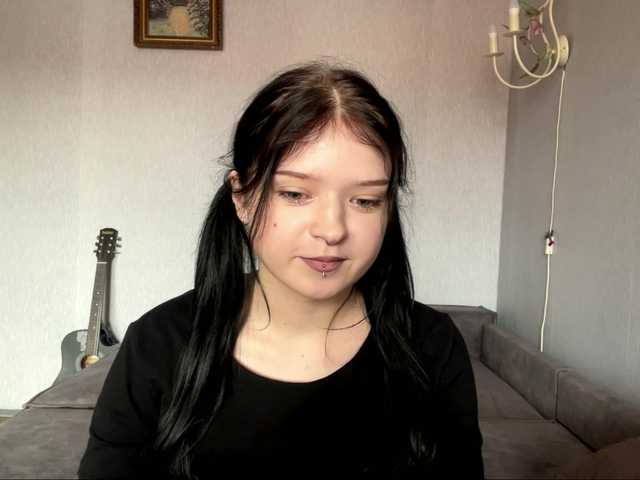 NeliaDates live cam on BongaCams