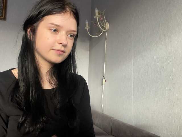 NeliaDates live cam on BongaCams