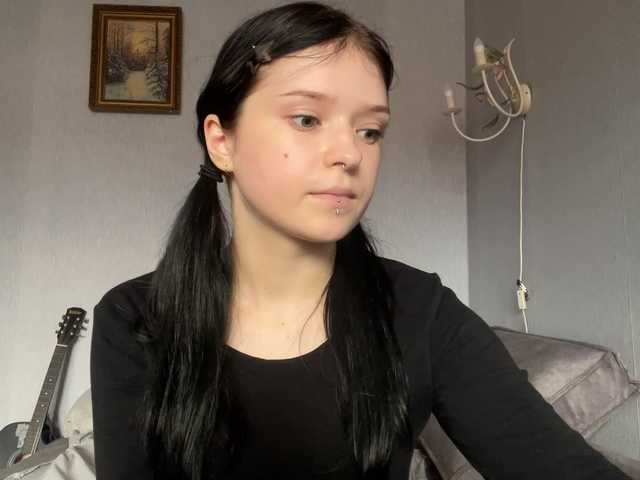 NeliaDates live cam on BongaCams