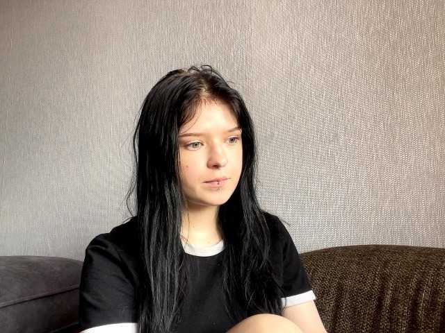 NeliaDates live cam on BongaCams