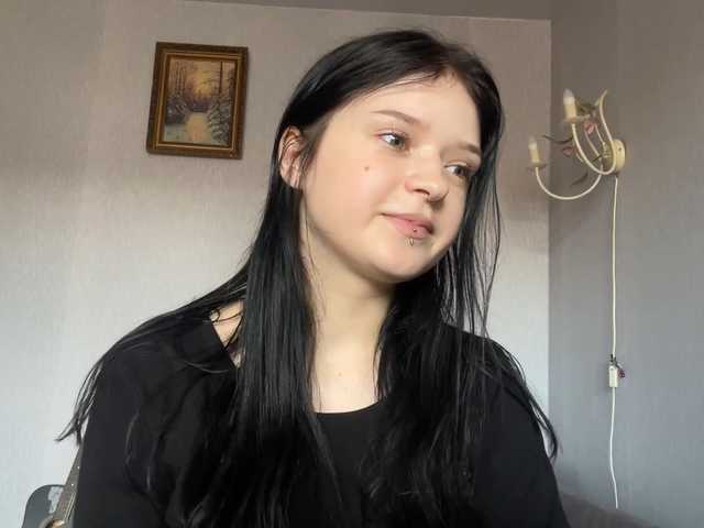 NeliaDates live cam on BongaCams