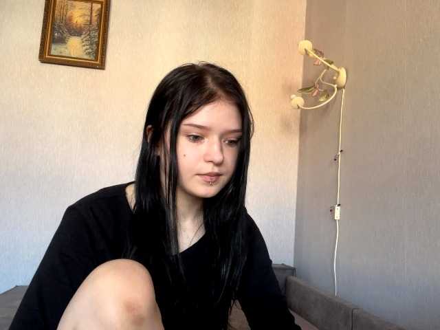 NeliaDates live cam on BongaCams