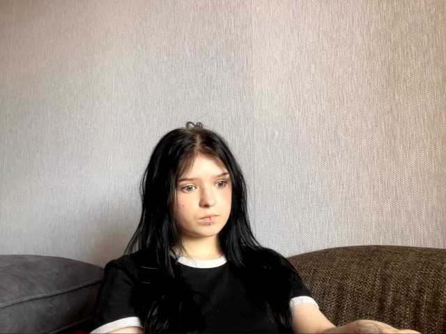 NeliaDates live cam on BongaCams