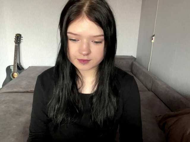NeliaDates live cam on BongaCams