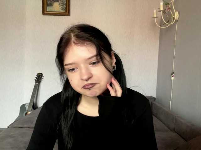 NeliaDates live cam on BongaCams