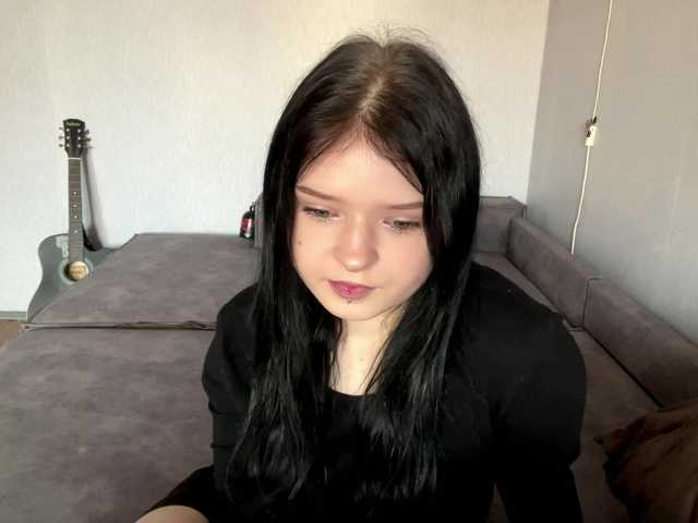 NeliaDates live cam on BongaCams