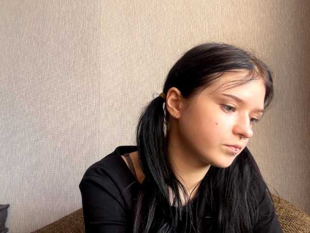 NeliaDates live cam on BongaCams