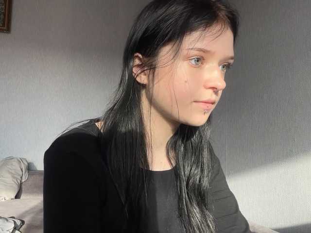 NeliaDates live cam on BongaCams