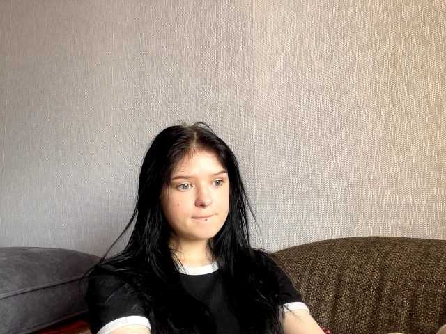 NeliaDates live cam on BongaCams