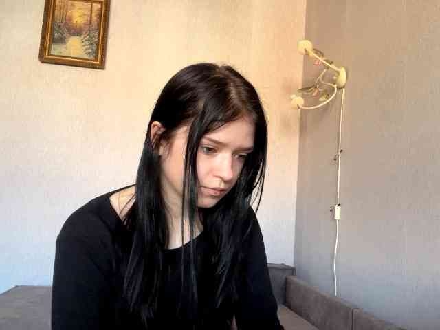 NeliaDates webcam