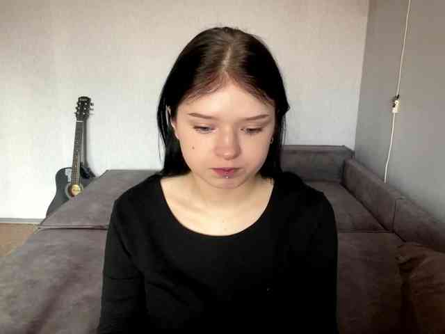 NeliaDates webcam