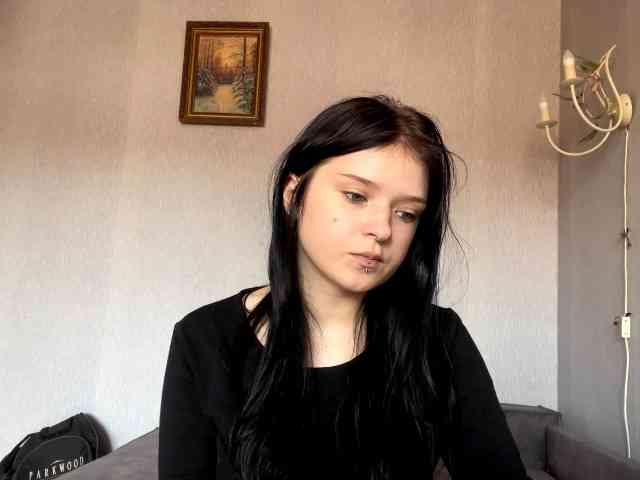 NeliaDates webcam