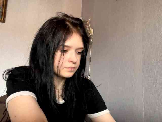 NeliaDates webcam