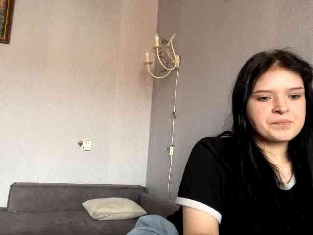 NeliaDates webcam
