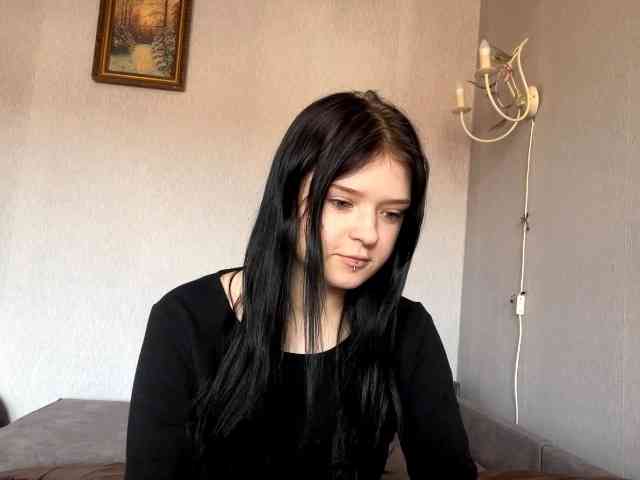 NeliaDates webcam