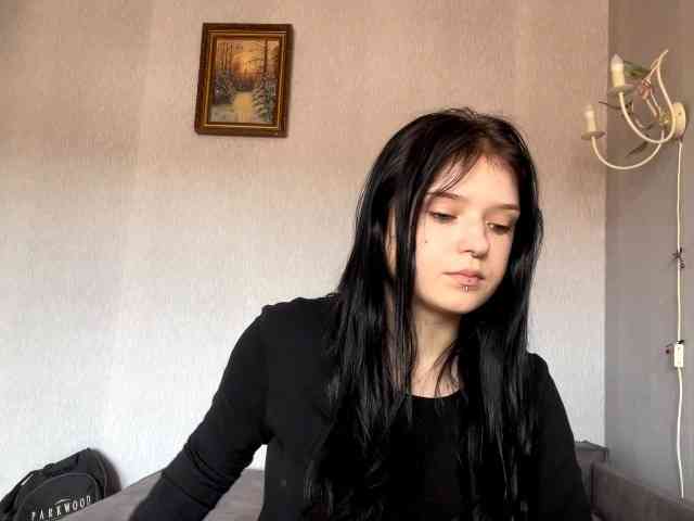 NeliaDates webcam
