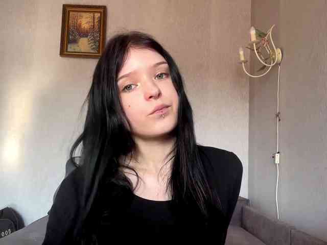 NeliaDates webcam