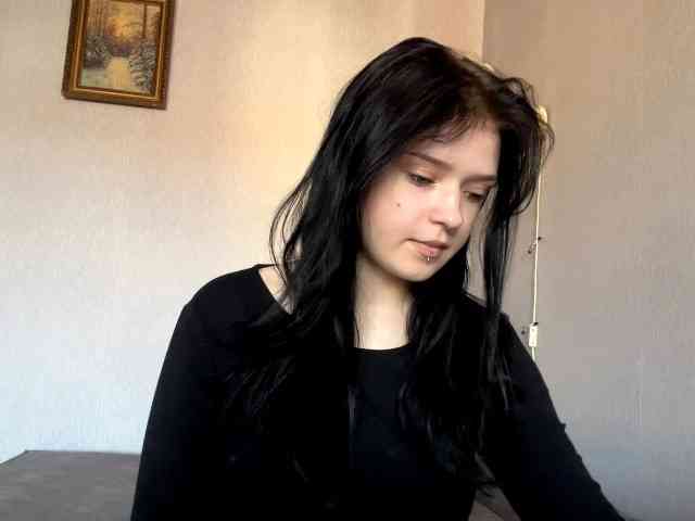 NeliaDates webcam
