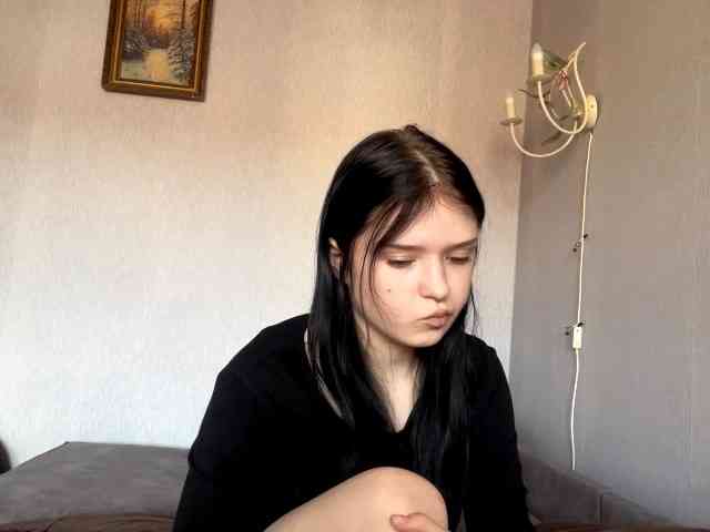 NeliaDates webcam
