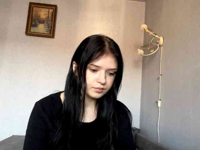 NeliaDates webcam
