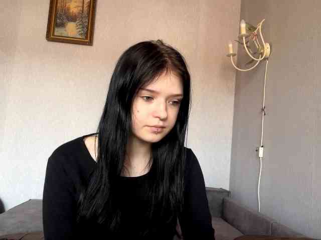 NeliaDates webcam