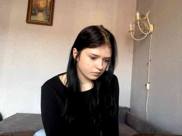 NeliaDates webcam