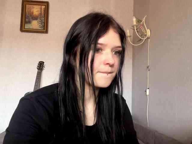 NeliaDates webcam
