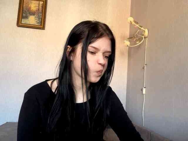 NeliaDates webcam