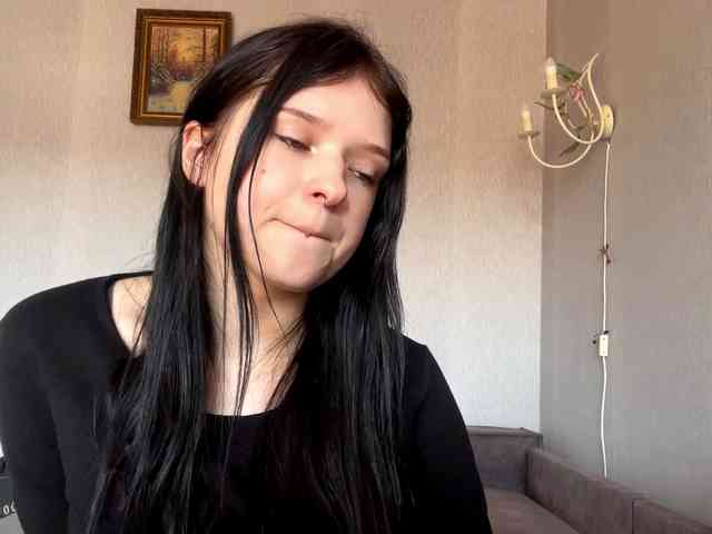 NeliaDates webcam