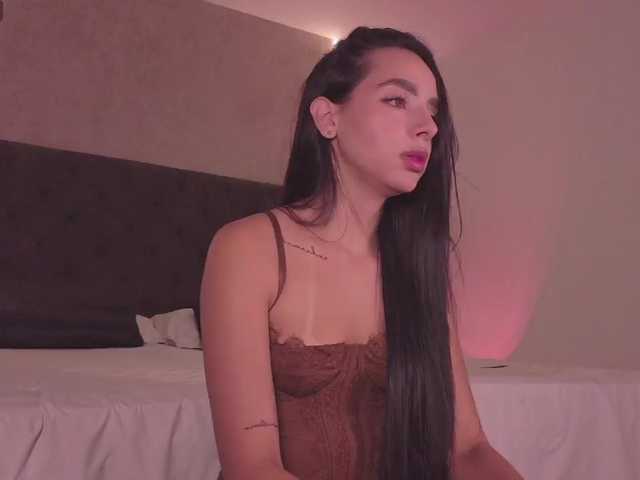 ValentinaMilan live cam on BongaCams