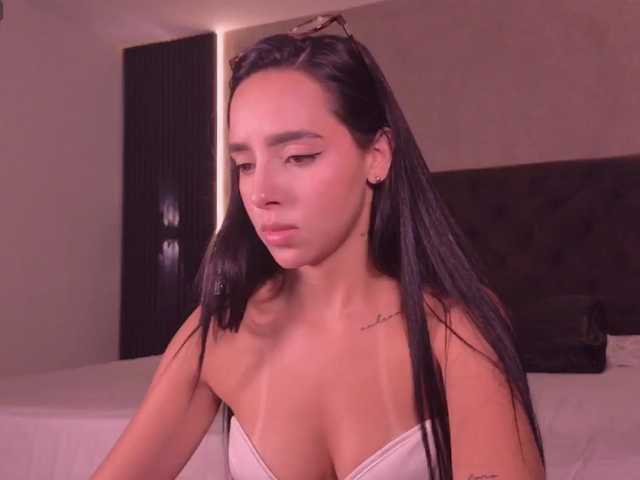 ValentinaMilan live cam on BongaCams
