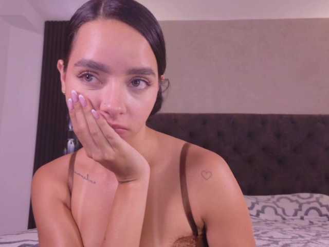 ValentinaMilan live cam on BongaCams