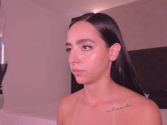 ValentinaMilan — live female cam