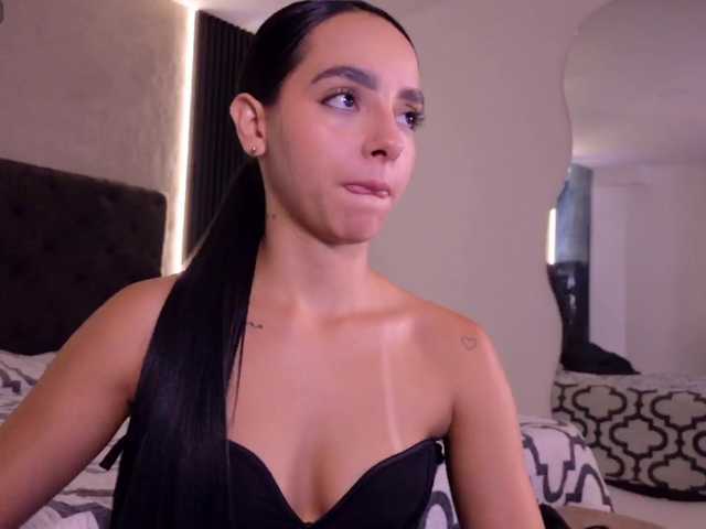 ValentinaMilan live cam on BongaCams