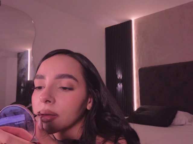 ValentinaMilan live cam on BongaCams