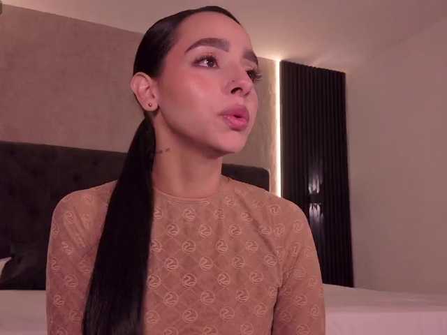 ValentinaMilan live cam on BongaCams